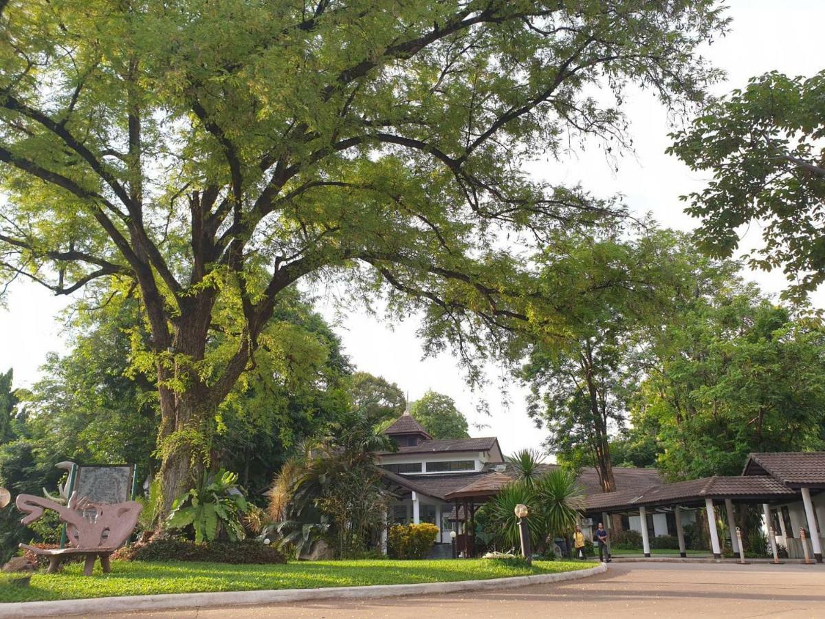 Supalai Pasak resort y Spa Kaeng Khoi Exterior foto